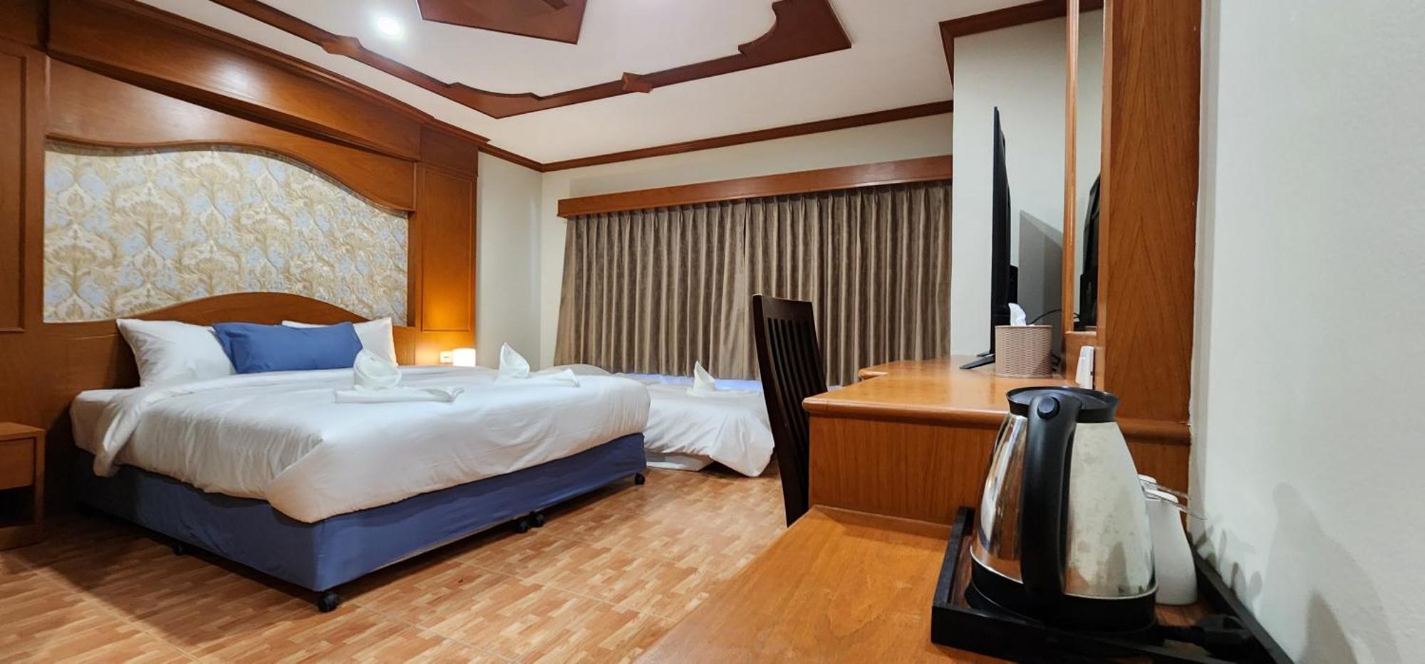Arya Suites Patong Beach Εξωτερικό φωτογραφία