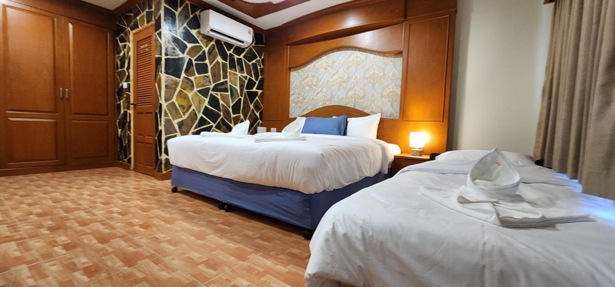 Arya Suites Patong Beach Εξωτερικό φωτογραφία